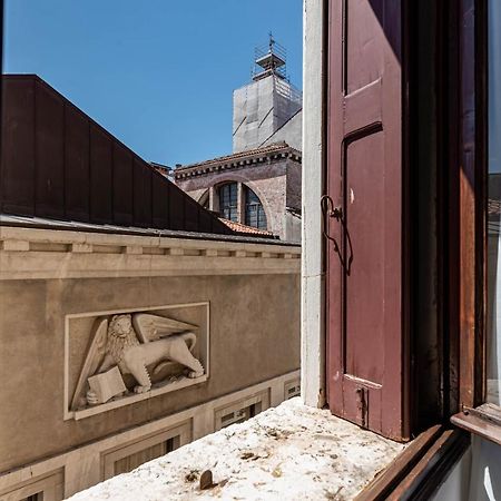 Venezia-San Marco View On Luxury Shopping Street Appartement Buitenkant foto