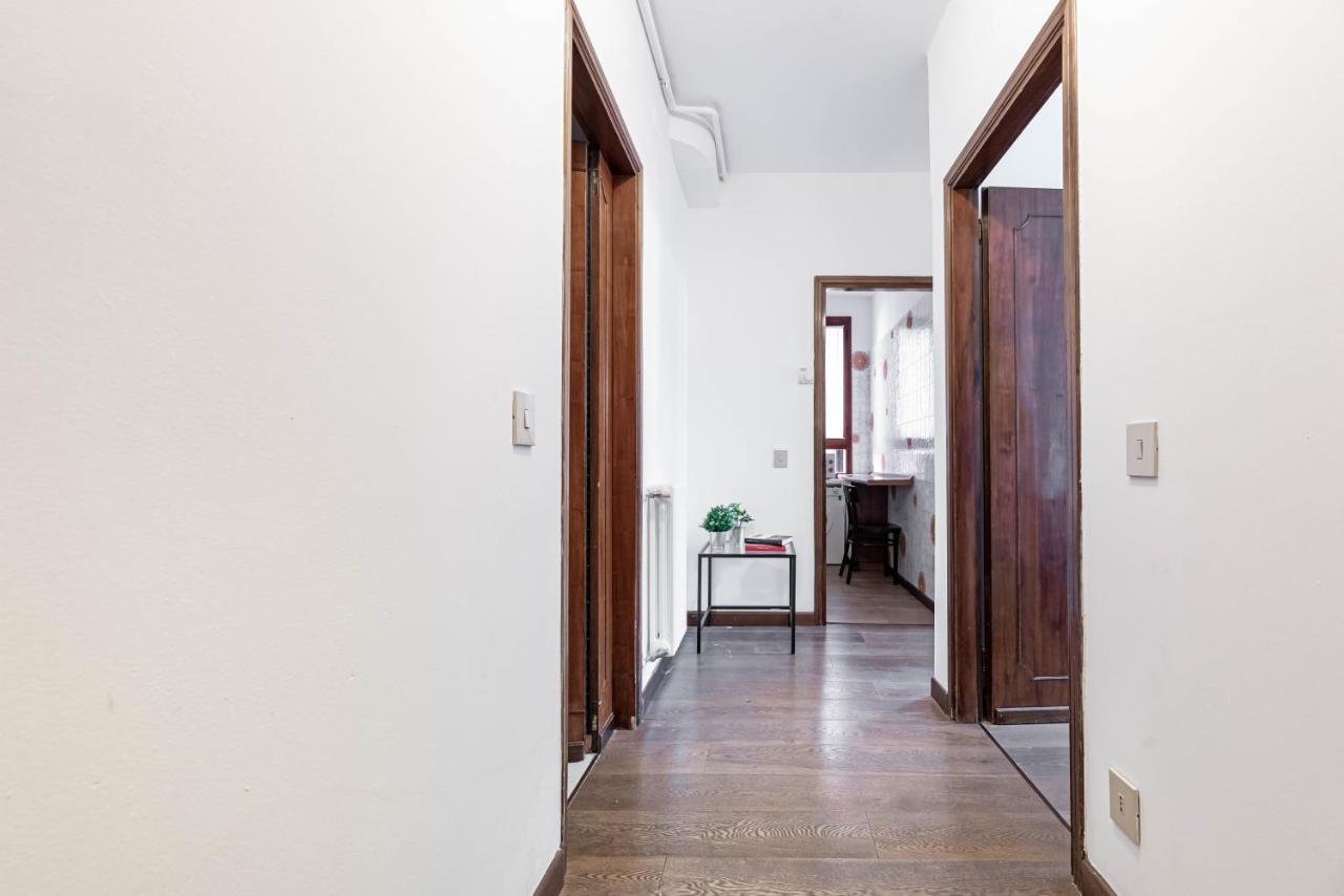 Venezia-San Marco View On Luxury Shopping Street Appartement Buitenkant foto